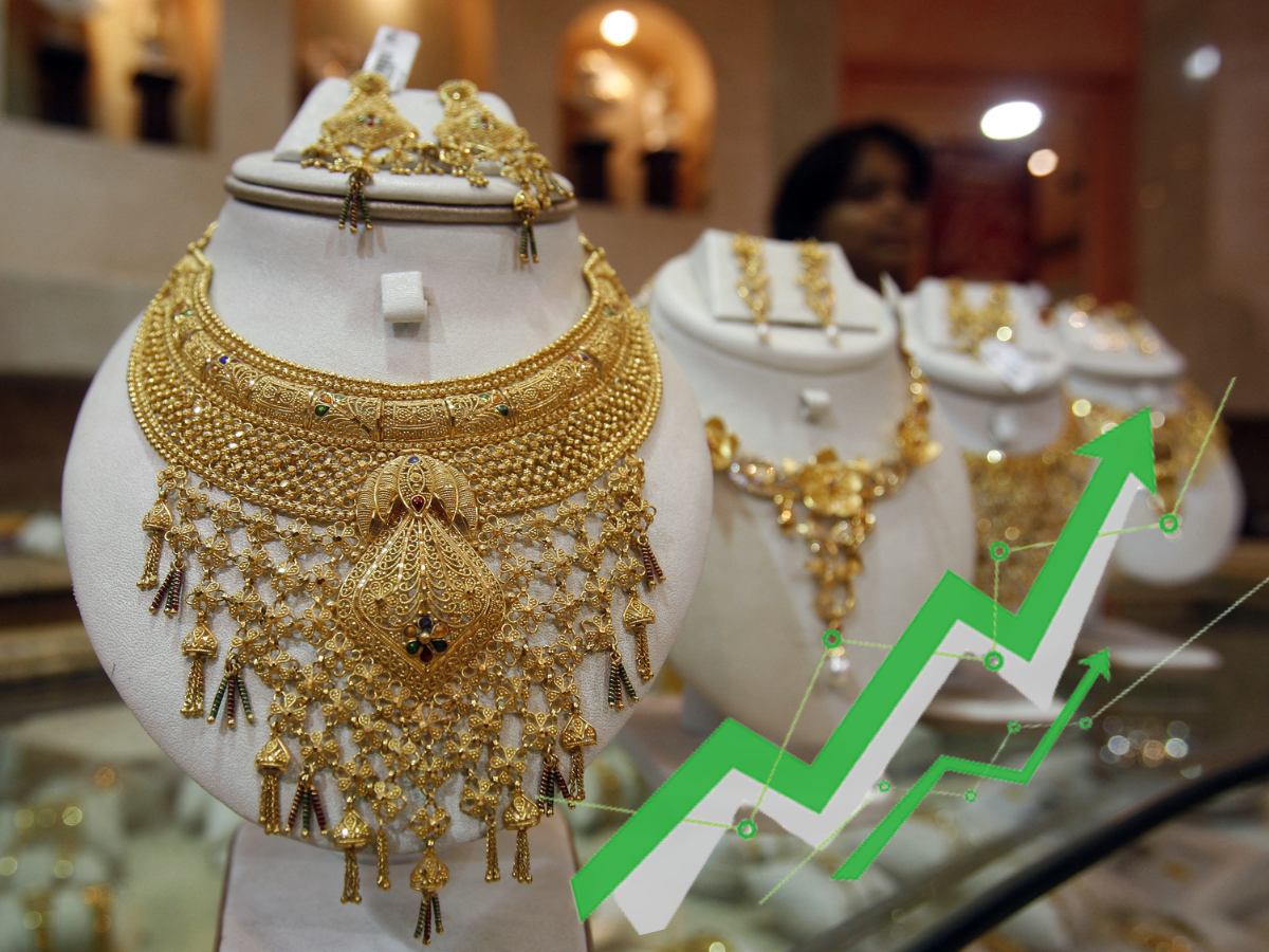 Gold on Record High: सोने के भाव ने तोड़े सारे रिकॉर्ड, ₹63800 के पार; दिसंबर अंत तक कहां जाएगा रेट?