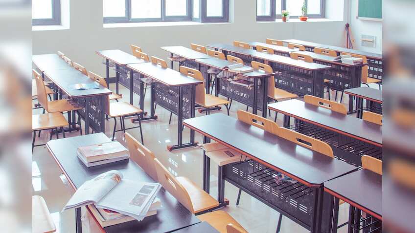 Bihar Board Exam Dates 2024: बिहार बोर्ड 10वीं- 12वीं परीक्षा का कैलेंडर जारी, यहां चेक करें लेटेस्ट अपडेट