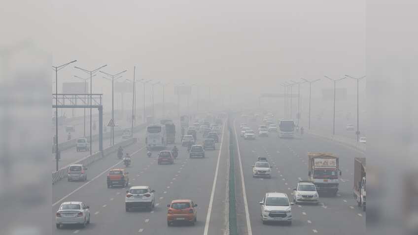 बीते साल सड़क हादसों में इतने लाख लोगों की गई जान, शहर से ज्यादा गांव में हुए एक्सीडेंट, ये रही वजह