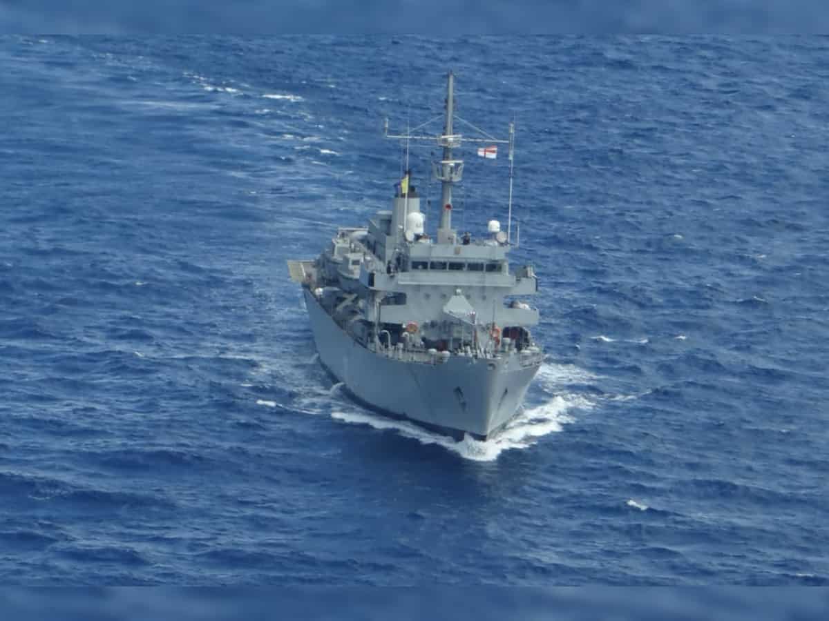 भारतीय नौसेना के लिए बनाएं जा रहें विशेष जहाज, युद्ध में बन जाएगा अस्पताल
