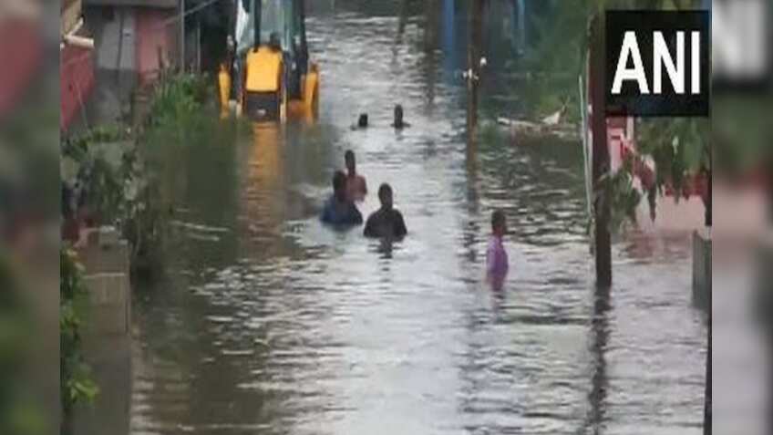 Michaung Cyclone: तमिलनाडु में 8 की मौत, सड़कें जलमग्न, विशाखापत्तनम की 23 फ्लाइट कैंसिल