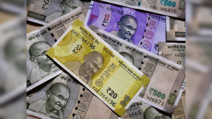 सरकारी बैंकों ने पिछले तीन साल में 3.66 लाख करोड़ रुपये का कर्ज किया माफ, सरकार ने लोकसभा में दी जानकारी