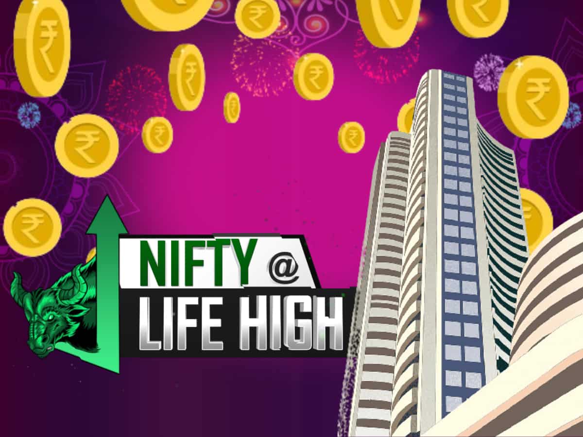 Stock Market Highlights: हफ्तेभर बाजार में तेजी का तूफान; निफ्टी पहली बार 21000 के पार, सेंसेक्स ने भी बनाया रिकॉर्ड
