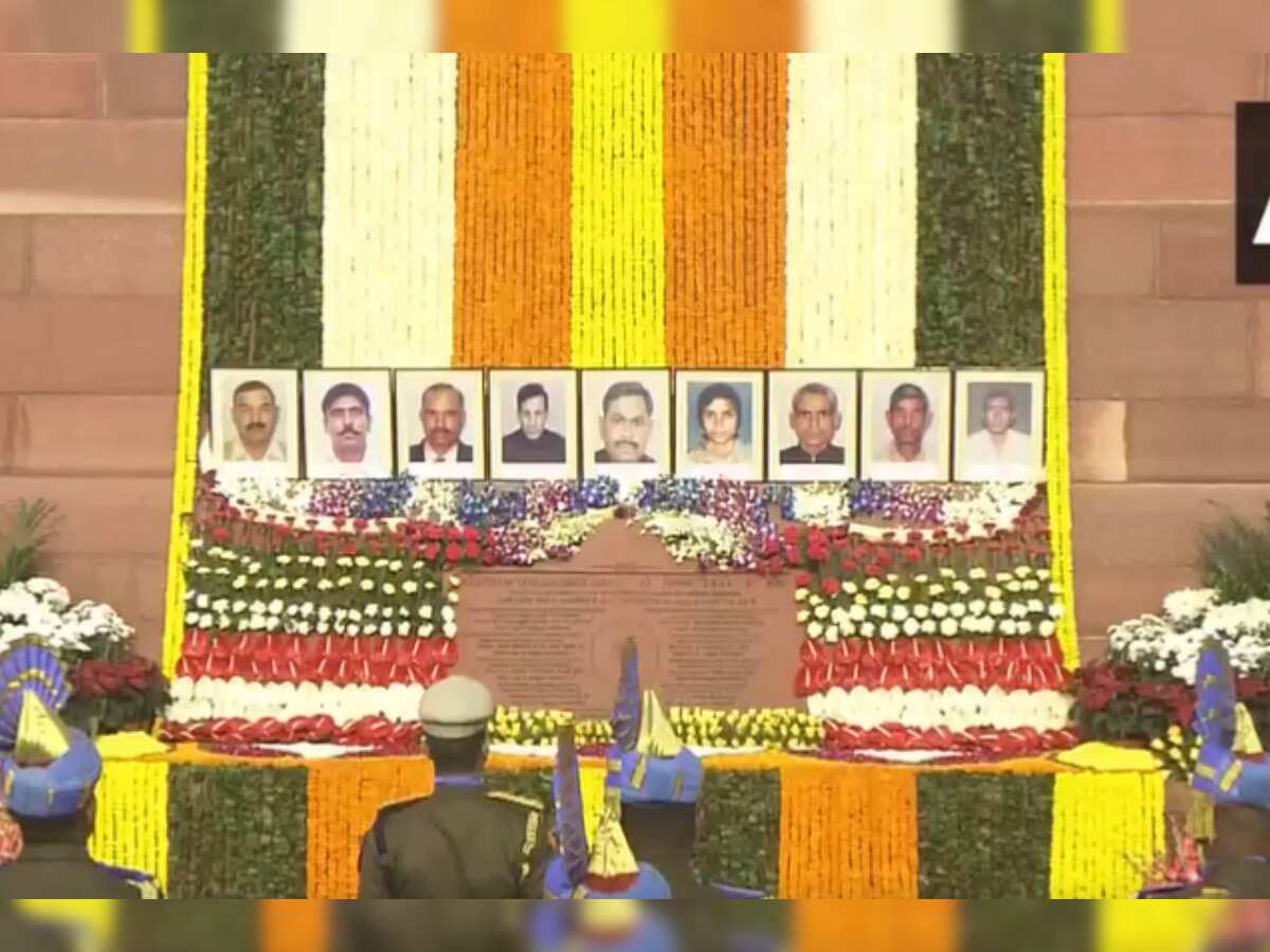 संसद हमले के 22 साल, PM मोदी सहित कई मंत्रियों ने हमले में शहीद हुए लोगों को दी श्रद्धांजलि, उनके परिजनों से भी की मुलाकात