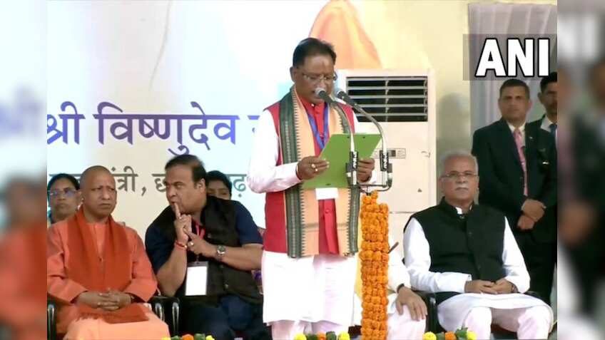 BJP नेता विष्णु देव साय ने छत्तीसगढ़ के मुख्यमंत्री पद की शपथ ली, मोदी सहित कई मंत्री हुए शामिल