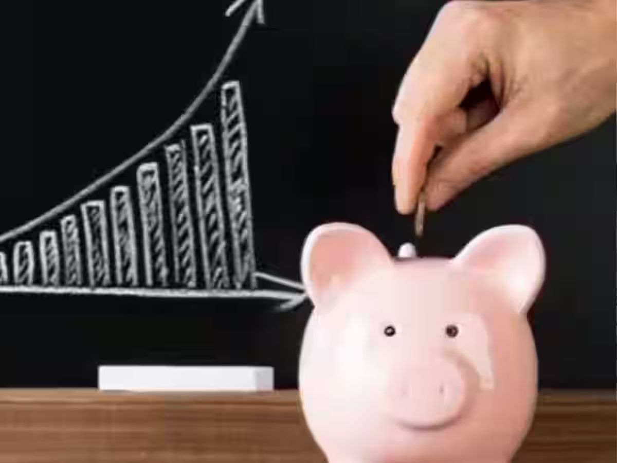 वाह! ये हुई न फायदे की बात...Savings Account पर 7.5% ब्याज और मिनिमम बैलेंस का झंझट भी नहीं, जानें और क्या है खास