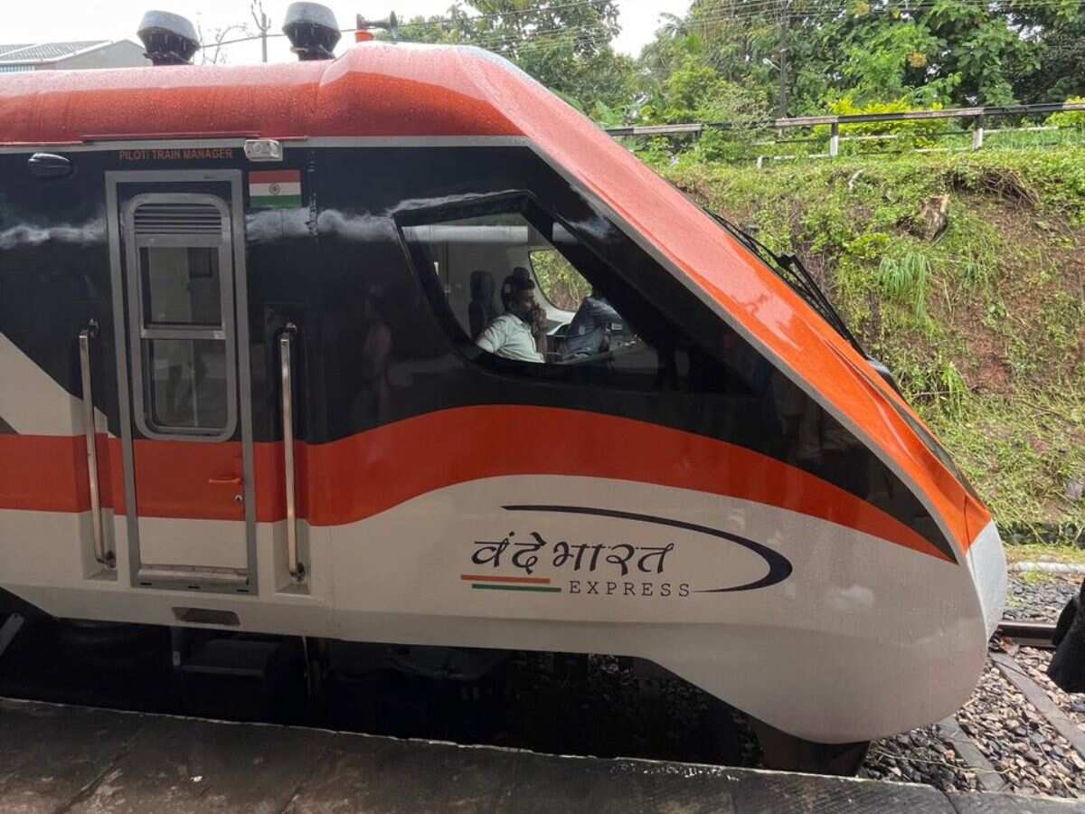 अयोध्या, नई दिल्ली से लेकर वैष्णो देवी तक.... PM Modi 30 दिसंबर को दिखाएंगे इन नई वंदे भारत ट्रेनों को हरी झंडी