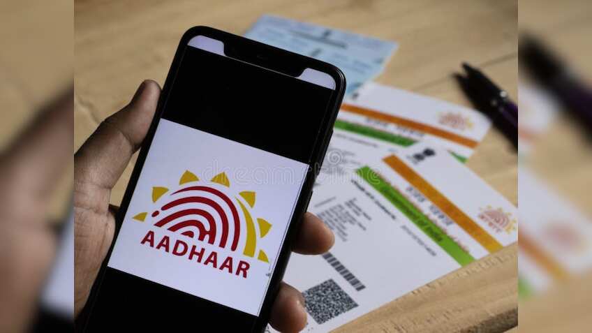 Aadhaar भी हो सकता है नकली? घर बैठे अपने स्मार्टफोन से चेक करें आधार असली या नहीं