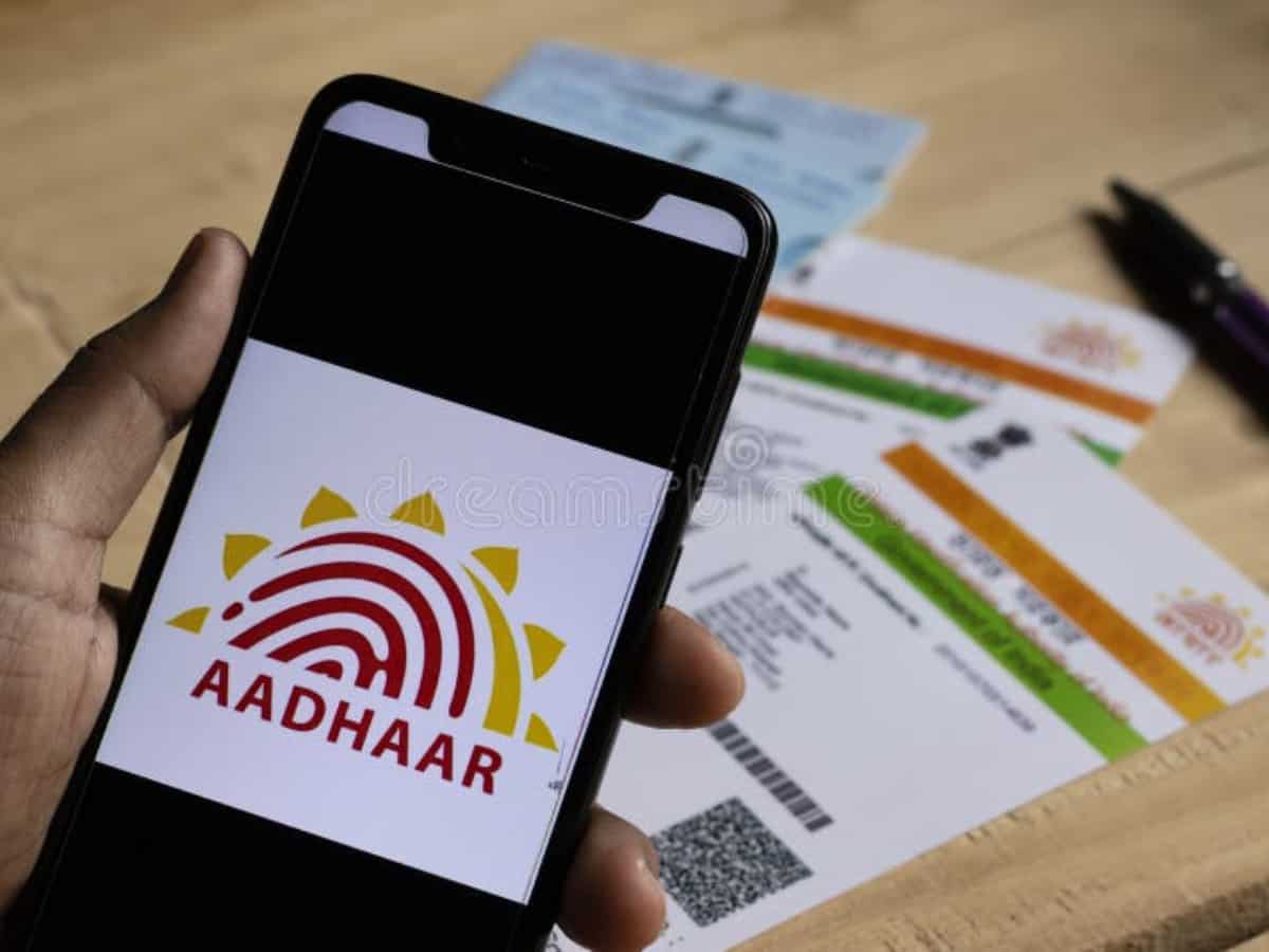 Aadhaar भी हो सकता है नकली? घर बैठे अपने स्मार्टफोन से चेक करें आधार असली या नहीं