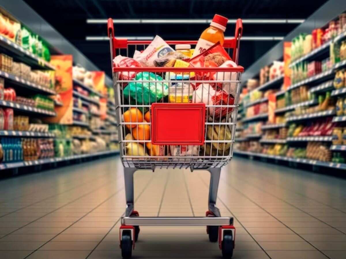 नए साल में दहाई अंक में ग्रोथ के लिए तैयार FMCG Sector, बेहतर बिक्री और ग्रामीण मांग से मिलेगा बूस्ट