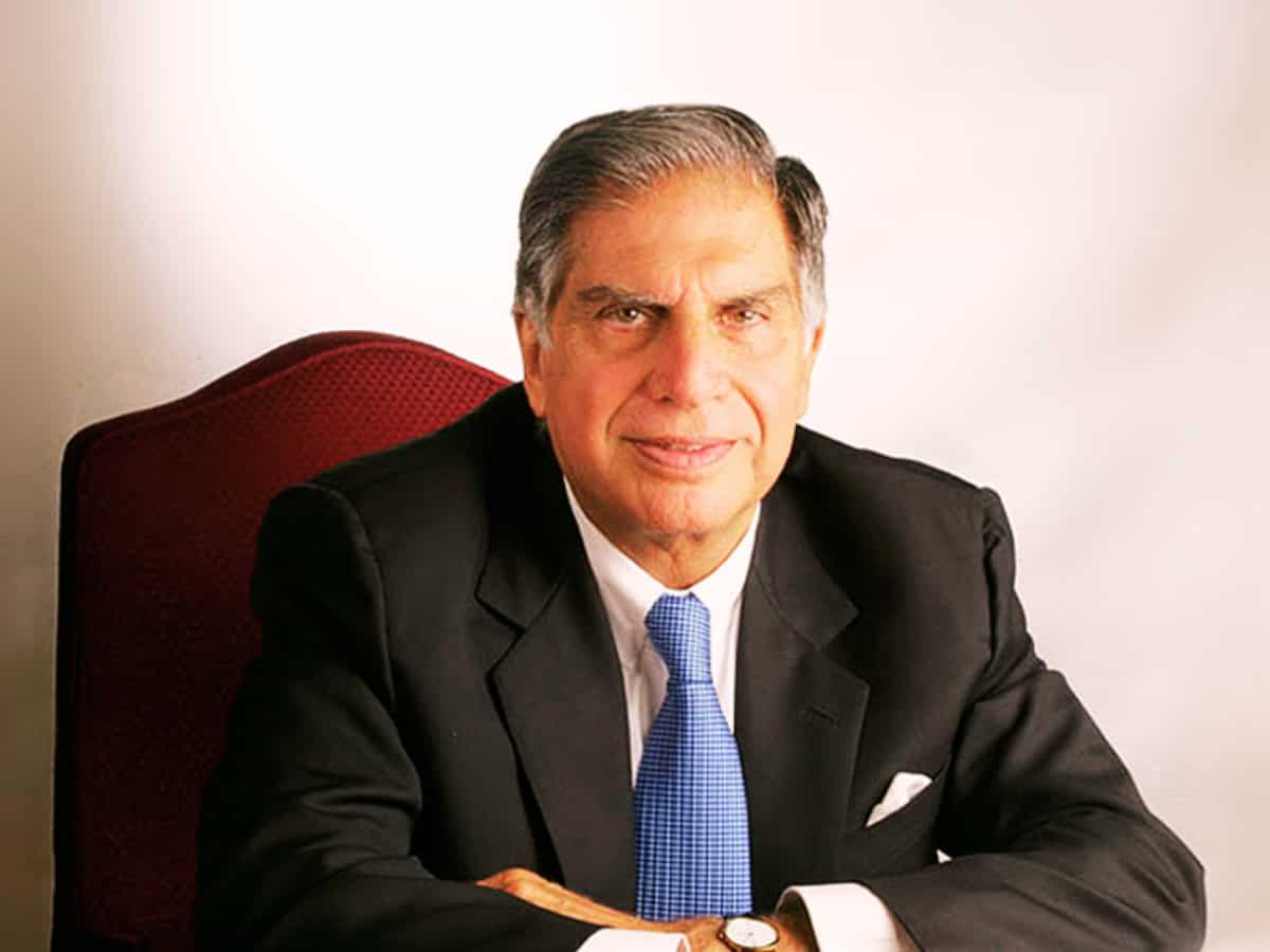 रतन टाटा की पूरी फैमिली है कामयाब कारोबारी, क्या आपने सुने हैं TATA Group के इन बड़े बिजनेसमैन के नाम जो छापते हैं खूब पैसा!