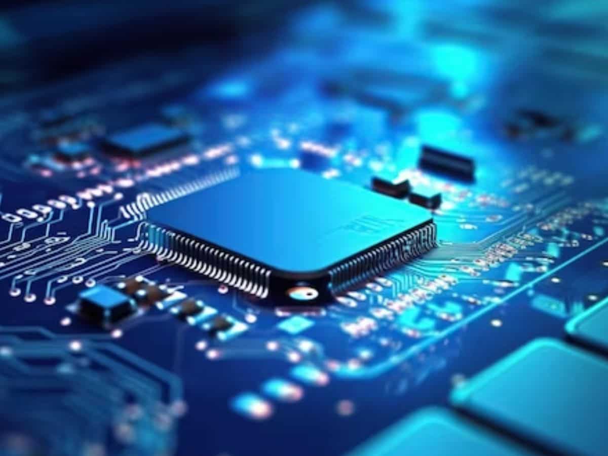 गुजरात की सेमीकंडक्टर पॉलिसी में जापानी, दक्षिण कोरियाई कंपनियों की दिलचस्पी, 2 लाख से ज्यादा बनेंगे रोजगार के मौके