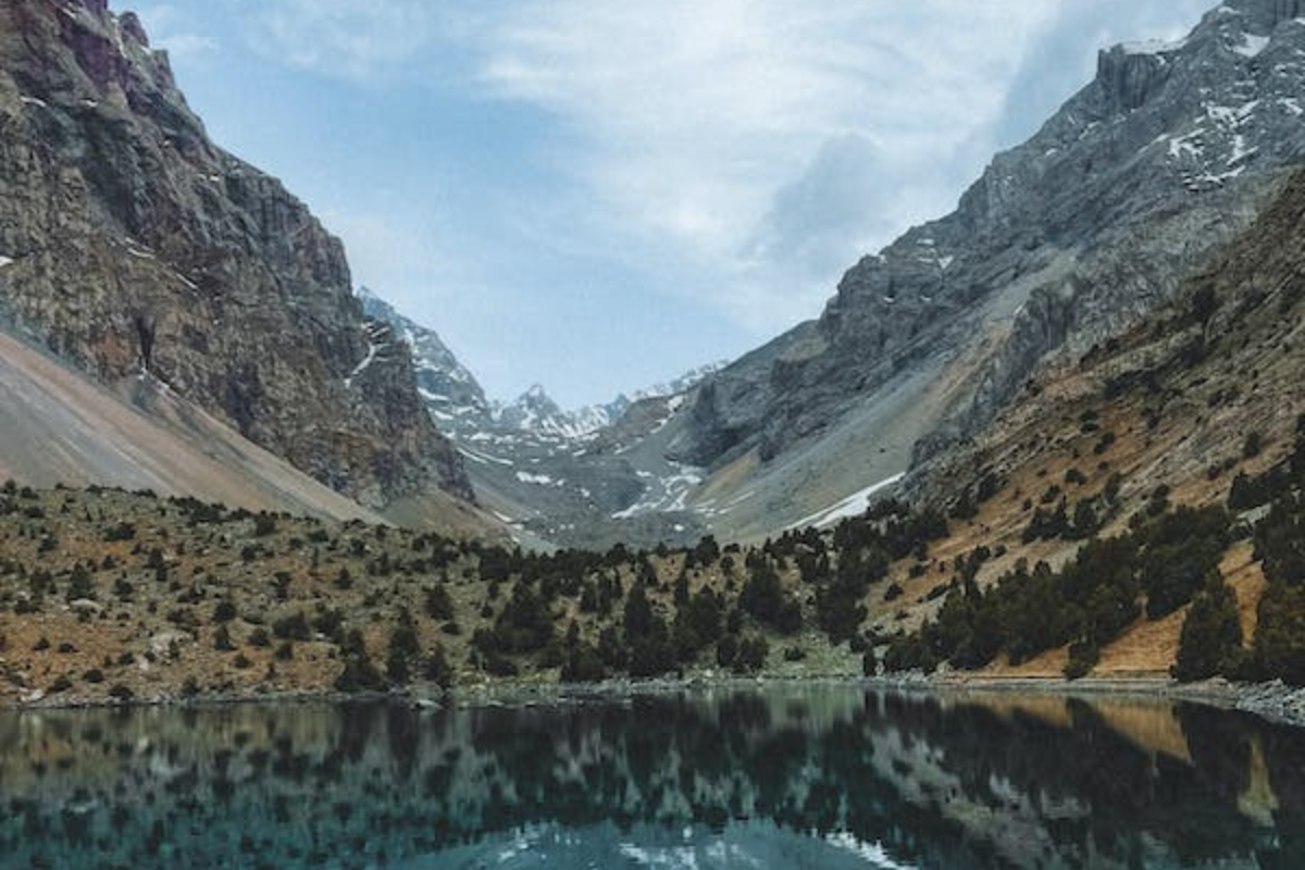 Favorite Tourist Destination: गुवाहाटी और शिलांग बना फेवरेट टूरिस्ट डेस्टिनेशन, पर्यटकों की संख्या में हुई बढ़ोतरी