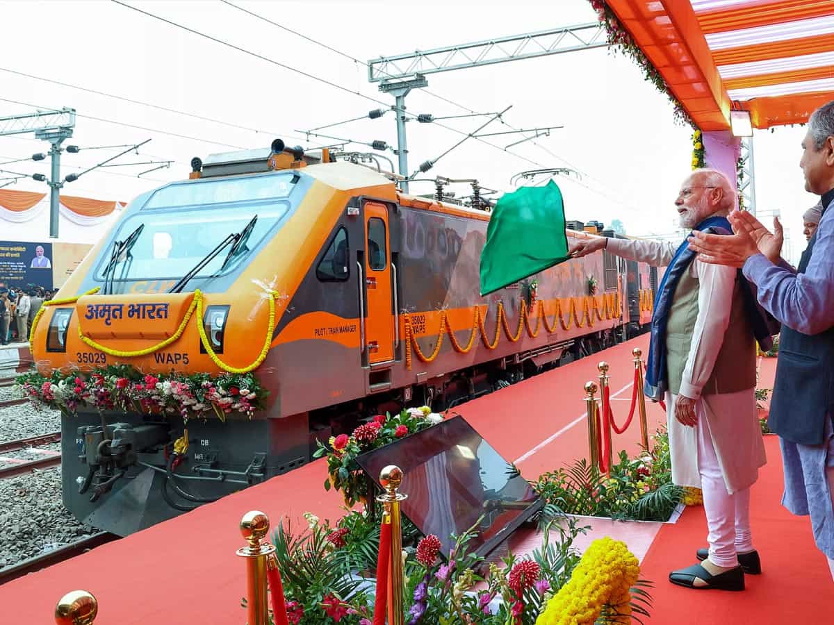 दरभंगा-नई दिल्ली अमृत भारत ट्रेन में अगले दो महीने कई सीटें खाली, जानिए किस बर्थ में कर सकते हैं रिजर्वेशन