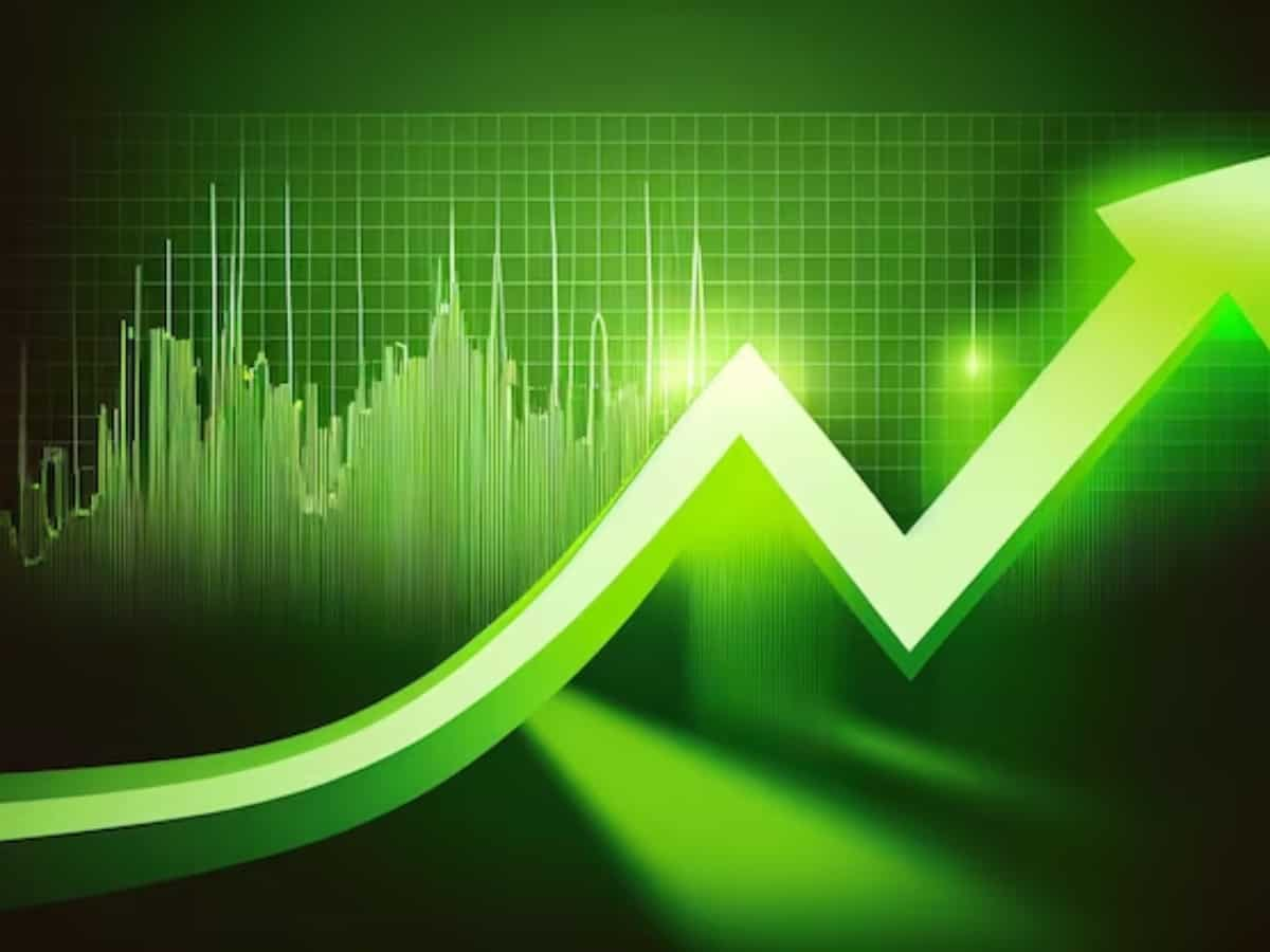 Stock News on 1st January: 2024 के पहले दिन इन स्टॉक्स पर रखें नजर, धमाकेदार होगी नए साल की शुरुआत