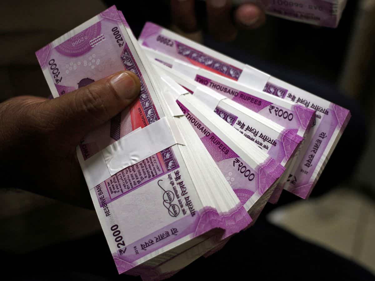 ₹2000 के नोट को लेकर आया RBI से अपडेट, मार्केट से वापस नहीं आए इतने नोट, आपके पास भी है तो जान लें कैसे होगा वापस?