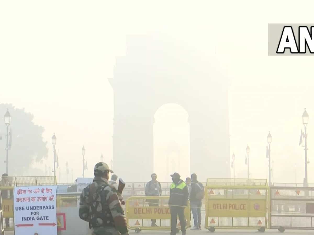 Delhi Weather Update: दिल्ली में कोहरे से अभी राहत नहीं, कई जगहों के लिए येलो अलर्ट जारी