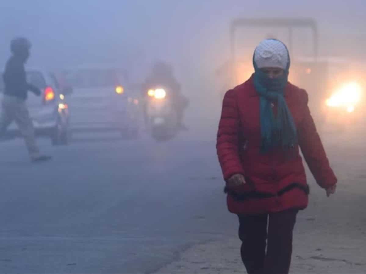 Weather Update: सर्दी का प्रकोप- कश्‍मीर में जम गईं नदियां और झीलें, दिल्‍ली-यूपी समेत इन राज्‍यों में बढ़ी ठिठुरन