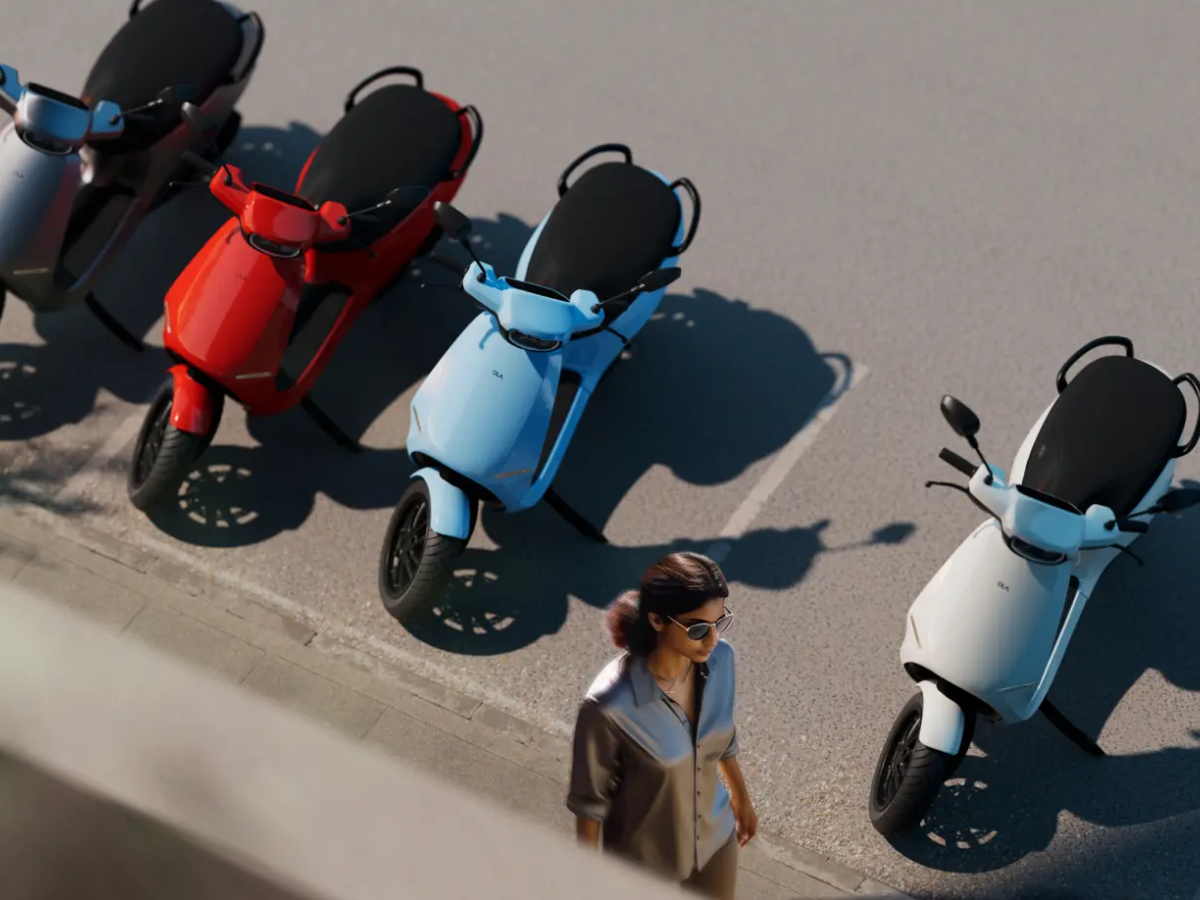 लोगों को खूब पसंद आ रहे Electric 2-Wheeler, दिसंबर में बिक्री 17% बढ़ी; इस वजह से सेल्स में आया सुधार