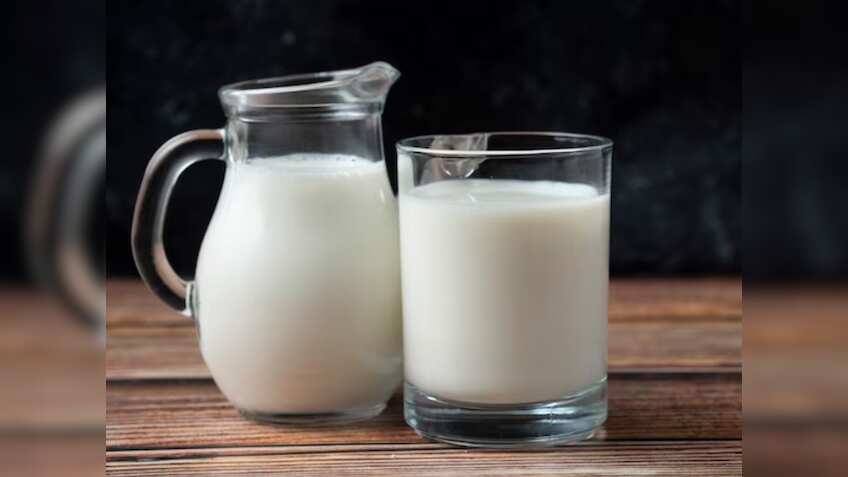 Milk Subsidy: सरकार का बड़ा फैसला, दूध बेचने पर किसानों 5 रुपये प्रति लीटर मिलेगी सब्सिडी