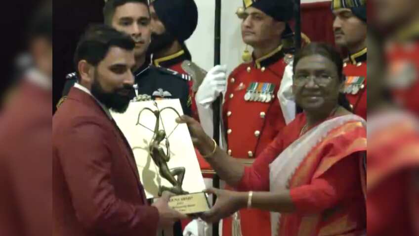 क्रिकेटर मोहम्मद शमी को मिला अर्जुन पुरस्कार, कहा- ये सपने का सच होने जैसा, यहां देखें स्पोर्ट्स विनर्स लिस्ट