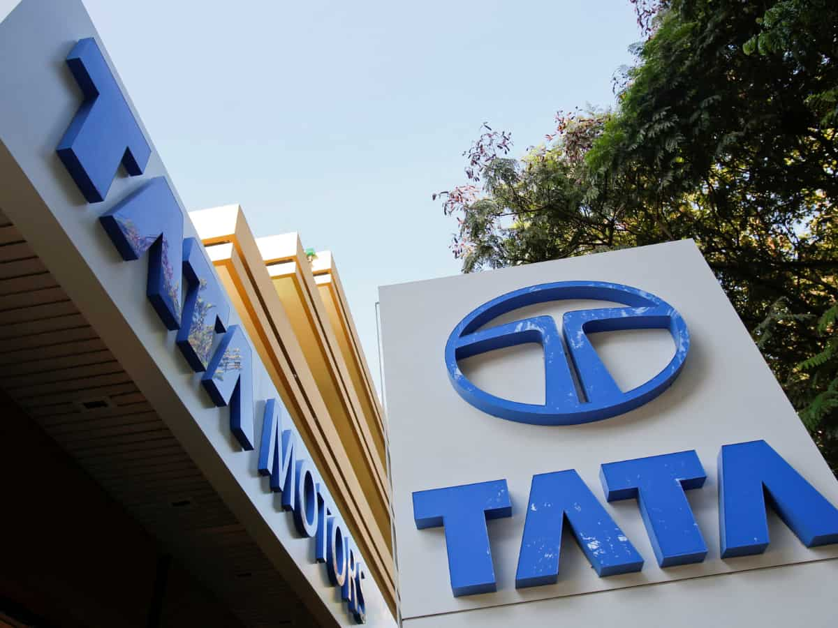 फर्राटा भरने के लिए तैयार है Tata Motors का शेयर, 2-3 दिन के लिए करें खरीदारी, ब्रोकरेज बुलिश