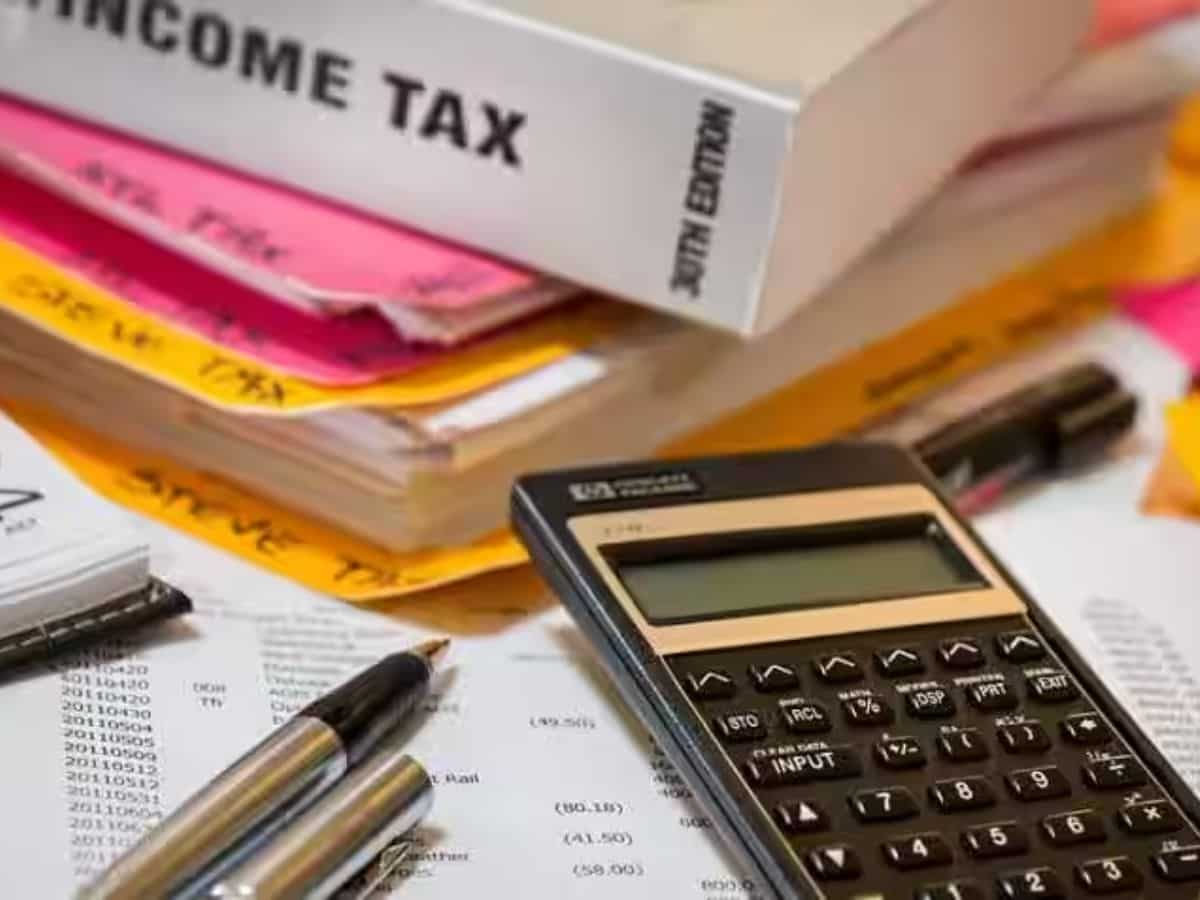 Income Tax Rules on Leave Encashment: प्राइवेट और सरकारी नौकरी के मामले में अलग-अलग हैं नियम, जान लें काम की बात