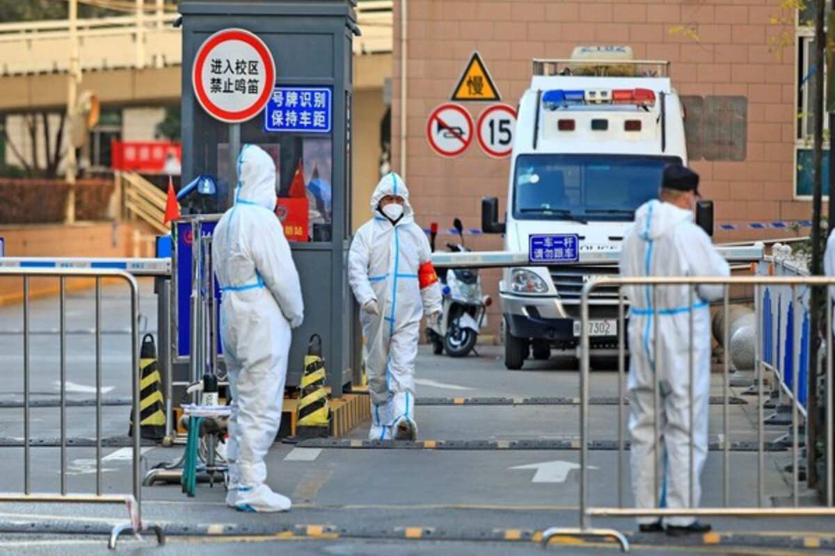 Covid-19 Update: कोविड-19 को लेकर अभी खतरा टला नहीं, WHO के  एक वरिष्ठ अधिकारी ने दी चेतावनी