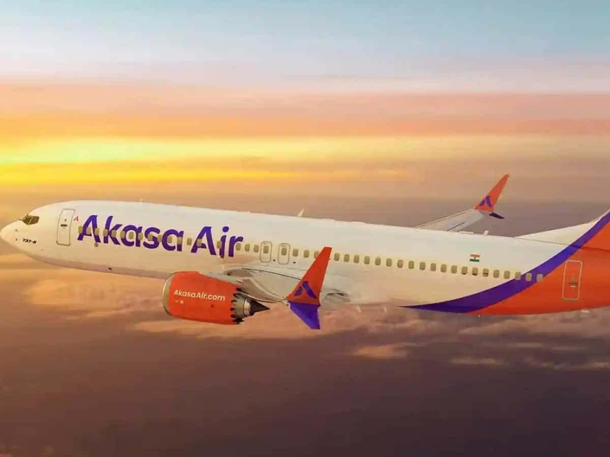 खराब मौसम के कारण Akasa Air ने फ्लाइट्स की कैंसिल, रिफंड के लिए इस नंबर पर करना होगा कॉल