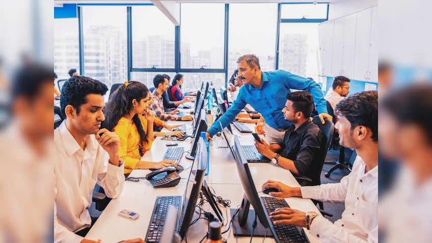 इस साल भारत में करीब 88% लोग छोड़ने वाले हैं नौकरी, जानिए ये सभी क्यों बदल रहे हैं जॉब