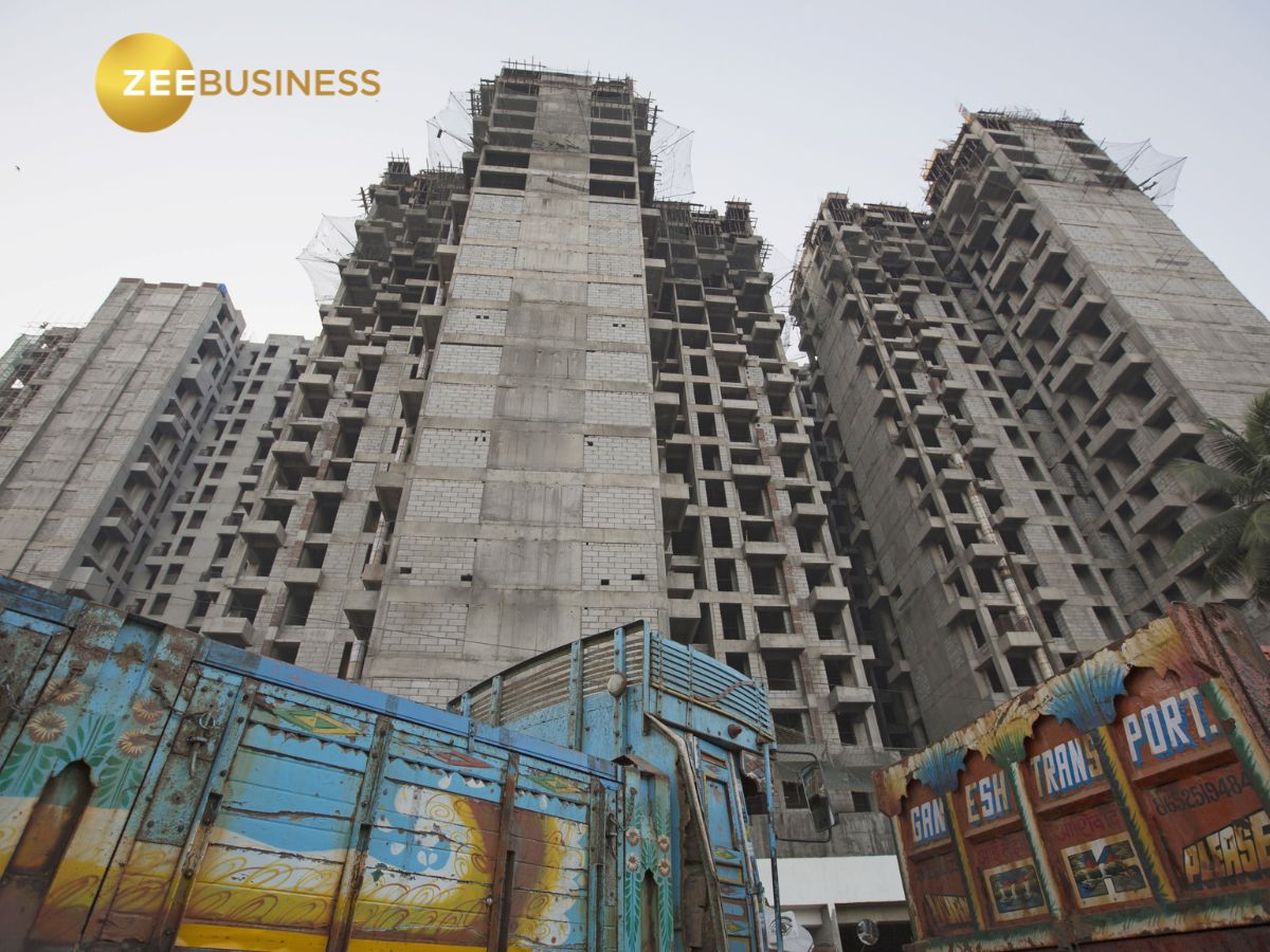 170% तक रिटर्न देने रियल्टी स्टॉक्स पर CLSA की नई स्ट्रैटेजी, बजट से पहले टारगेट में किया बदलाव, नोट कर लें डीटेल्स