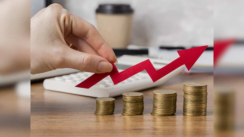 इन 7 बैंकों ने महंगा कर दिया है Loan, बढ़ा दी MCLR की दर, जानिए अभी क्या हैं लेस्टेट रेट