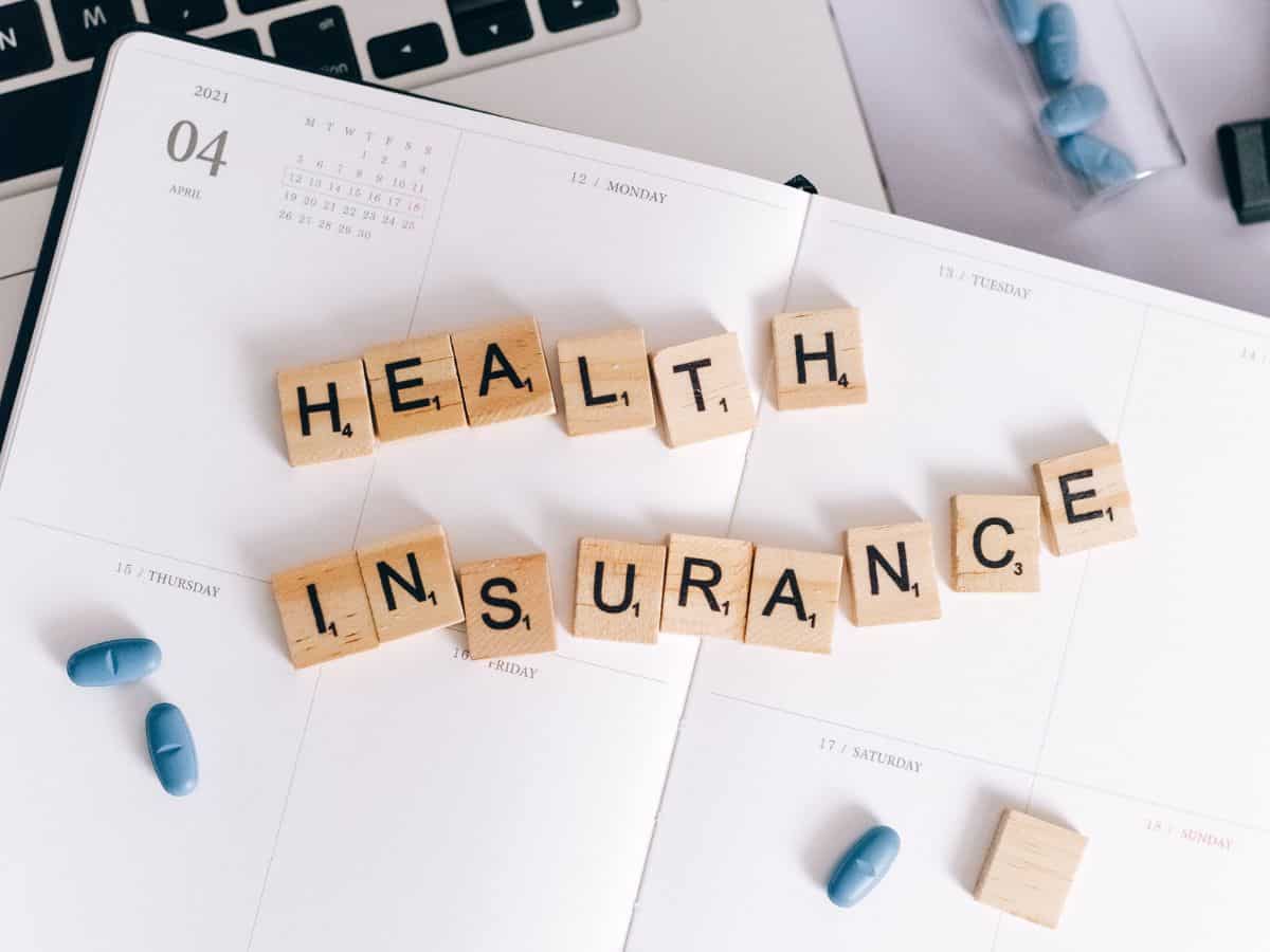Health Insurance: पॉलिसी होल्डर्स को लिए जरूरी खबर, अब सभी अस्पताल में होगा कैशलेस ट्रीटमेंट, जानें कैसे