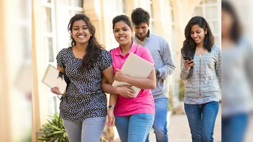 देश में हायर एजुकेशन को लेकर बढ़ी दिलचस्पी, लड़कियों ने किए सबसे ज्यादा नामांकन, देखिए ये रिपोर्ट