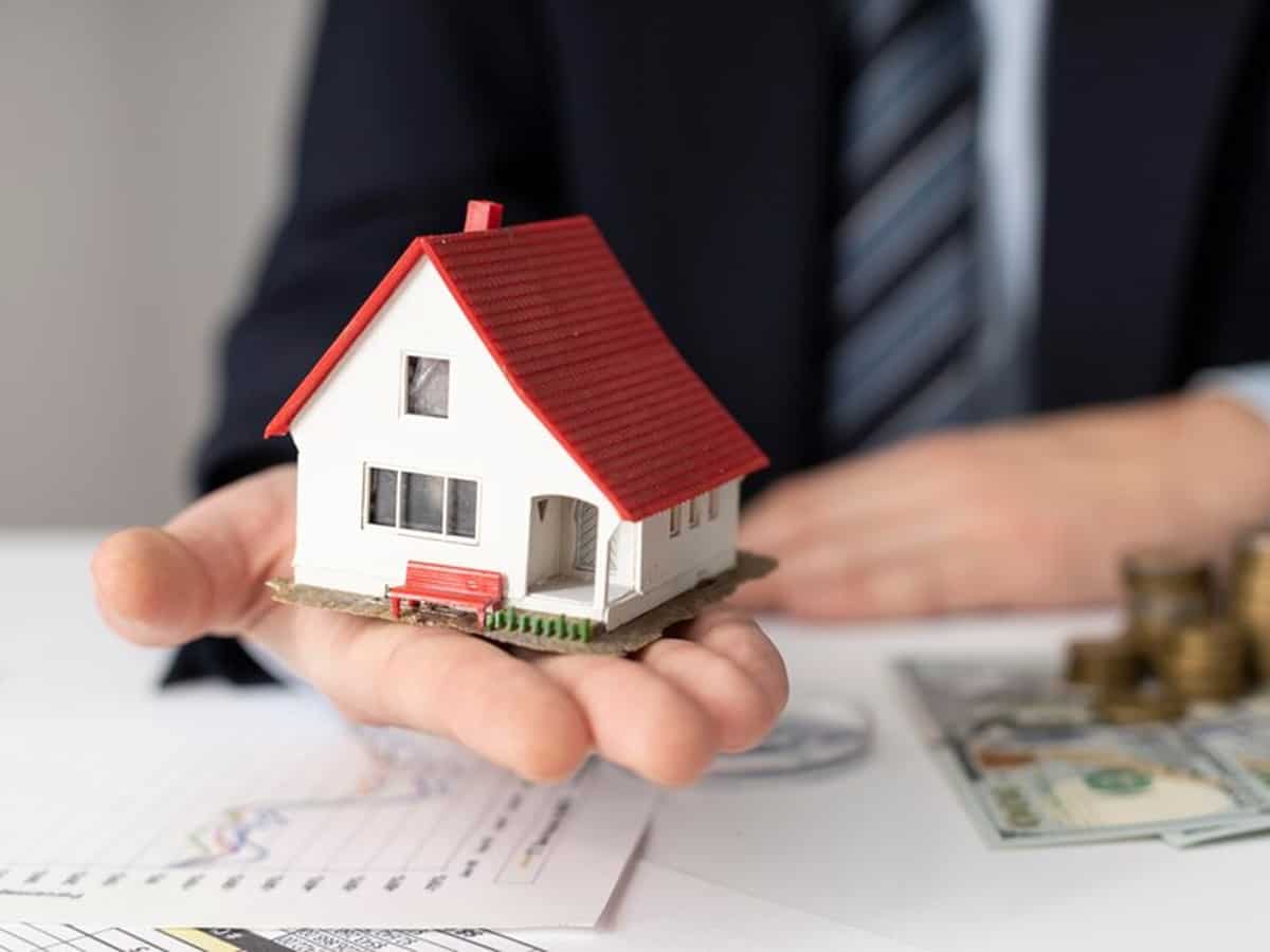 Home Loan की EMI के साथ यूं करें SIP, करीब आधी कीमत में मिल जाएगा 50 लाख वाला घर!