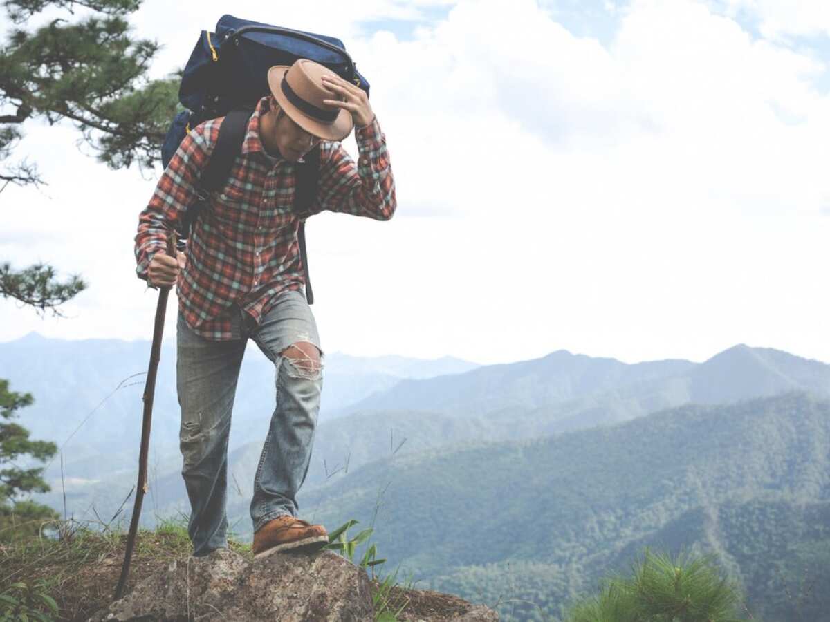 Trekking Tips: पहली बार ट्रैकिंग की है तैयारी, इन बातों को न करें इग्नोर   