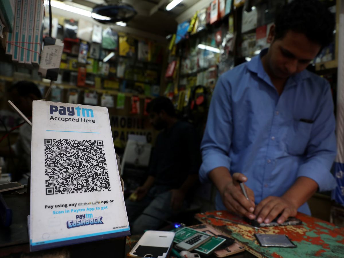 RBI का Paytm पर कड़ा एक्शन! 29 फरवरी के बाद नहीं दे पाएगा बैंकिंग सर्विस, कस्टमर्स का अब क्या होगा?