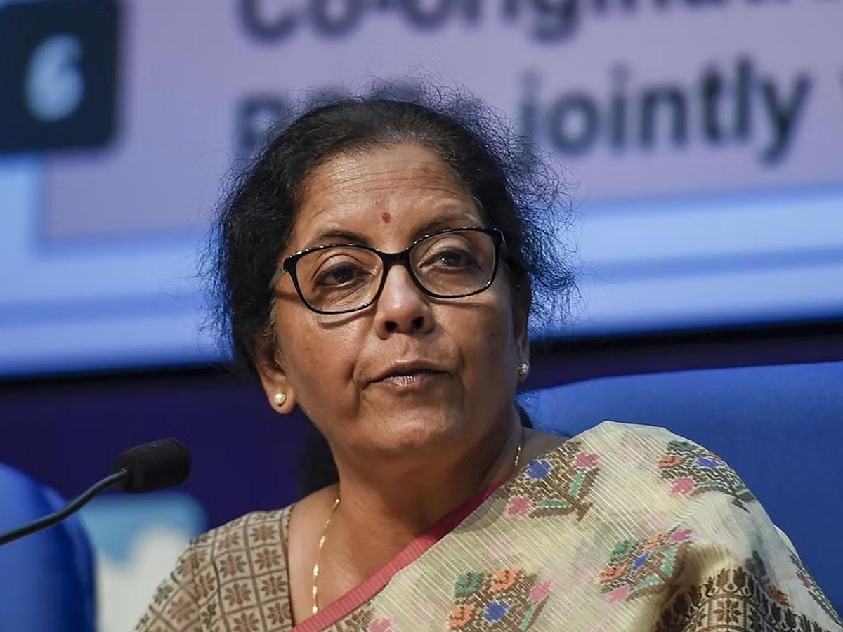 वित्त मंत्री निर्मला सीतारमण के ऐलानों से खुश हेल्थ सेक्टर, इन घोषणाओं को भविष्य के लिए बताया गेमचेंजर