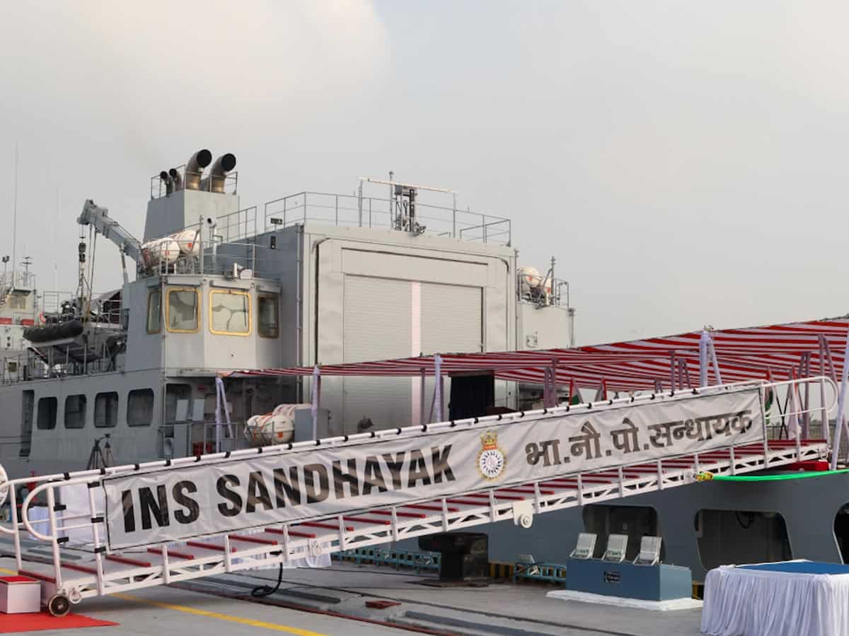 गहरे समुद्र में बढ़ेगी इंडियन नेवी की ताकत, नौसेना में शामिल हुआ पहला सर्वे जहाज INS संधायक