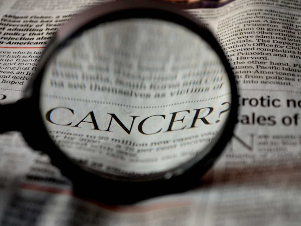 विश्व कैंसर दिवस पर हेल्थ एक्सपर्ट्स ने दी चेतावनी, बढ़ते मामलों के पीछे बताई ये बड़ी वजह, न करें इग्नोर