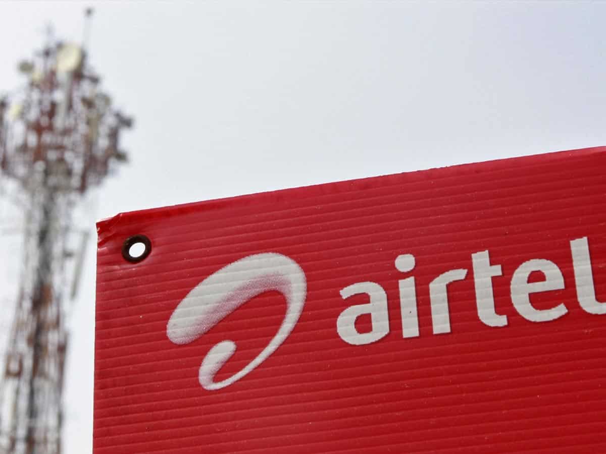 Q3 में 54 फीसदी बढ़ा Airtel का नेट प्रॉफिट, आमदनी में आया बड़ा उछाल, एक साल में शेयर दे चुका है 41 % रिटर्न