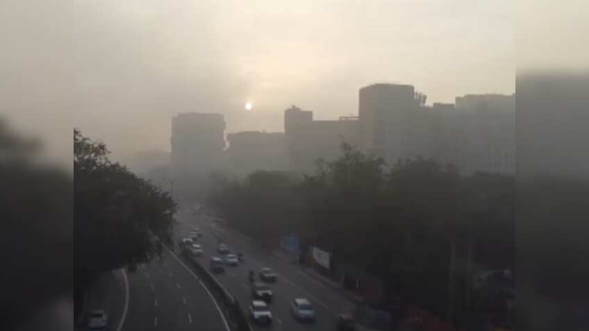 Delhi Weather: दिल्ली- NCR में आसमान दिखा साफ, देश के कई इलाकों में हो रही बर्फबारी, यहां पढ़े IMD का अपडेट