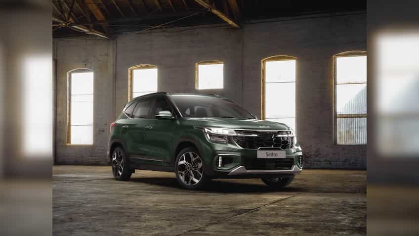 Kia Seltos Facelift का कमाल! 6 महीने में बुक हुईं 1 लाख यूनिट्स; लोगों को पसंद आ रहे ये 2 फीचर्स