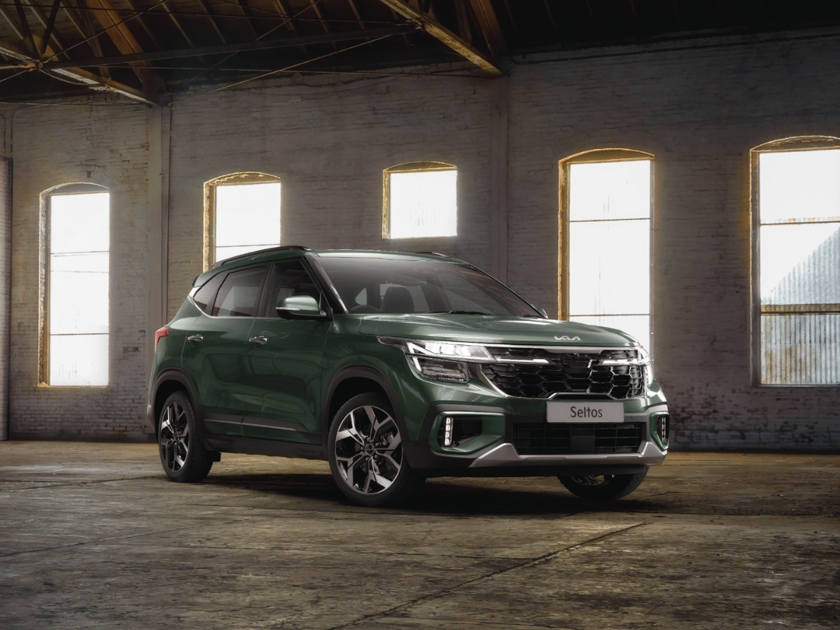 Kia Seltos Facelift का कमाल! 6 महीने में बुक हुईं 1 लाख यूनिट्स; लोगों को पसंद आ रहे ये 2 फीचर्स