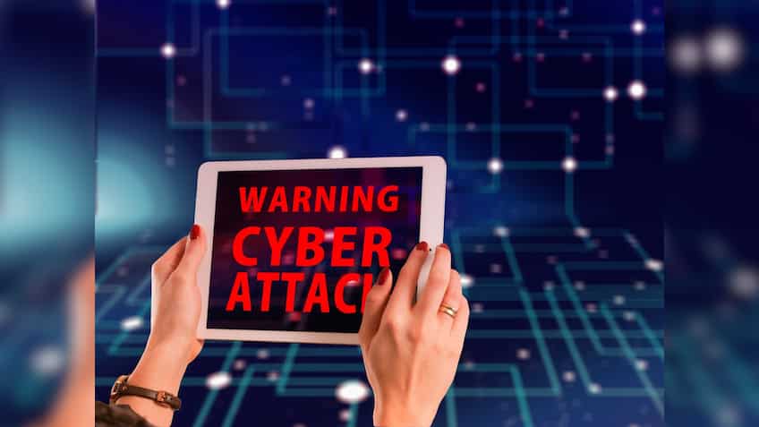 Cyberbullying: क्या इंटरनेट की दुनिया छीन रही है बचपन? इन बातों को अनदेखा तो नहीं कर रहे हैं आप- जरूर पढ़ें