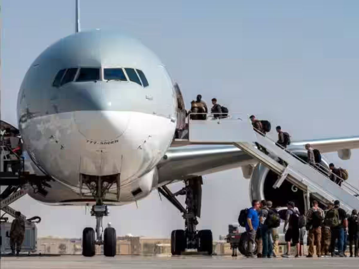 5 मौके जब मोदी सरकार ने विदेशी धरती पर जाकर भारतीयों को बचाया