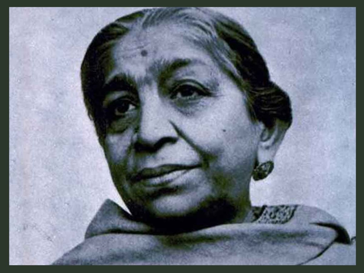 National Women's Day 2024: 'नाइटिंगेल ऑफ इंडिया' सरोजिनी नायडू की जयंती को राष्ट्रीय महिला दिवस के तौर पर क्यों मनाते हैं? | Zee Business Hindi