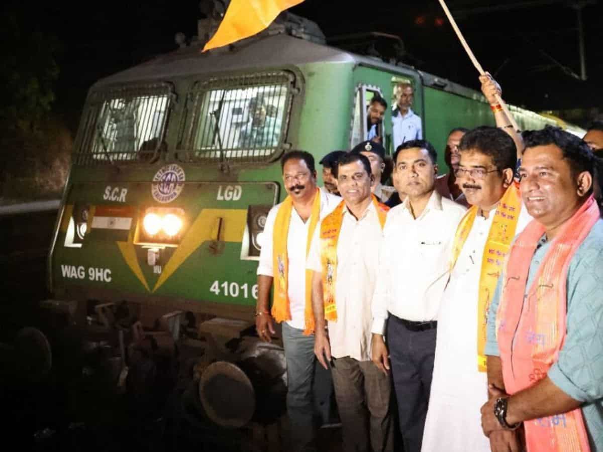 रामभक्तों के लिए खुशखबरी! गोवा से अयोध्या के लिए निकली पहली आस्था स्पेशल ट्रेन, 2000 श्रद्धालुओं को होंगे रामदर्शन
