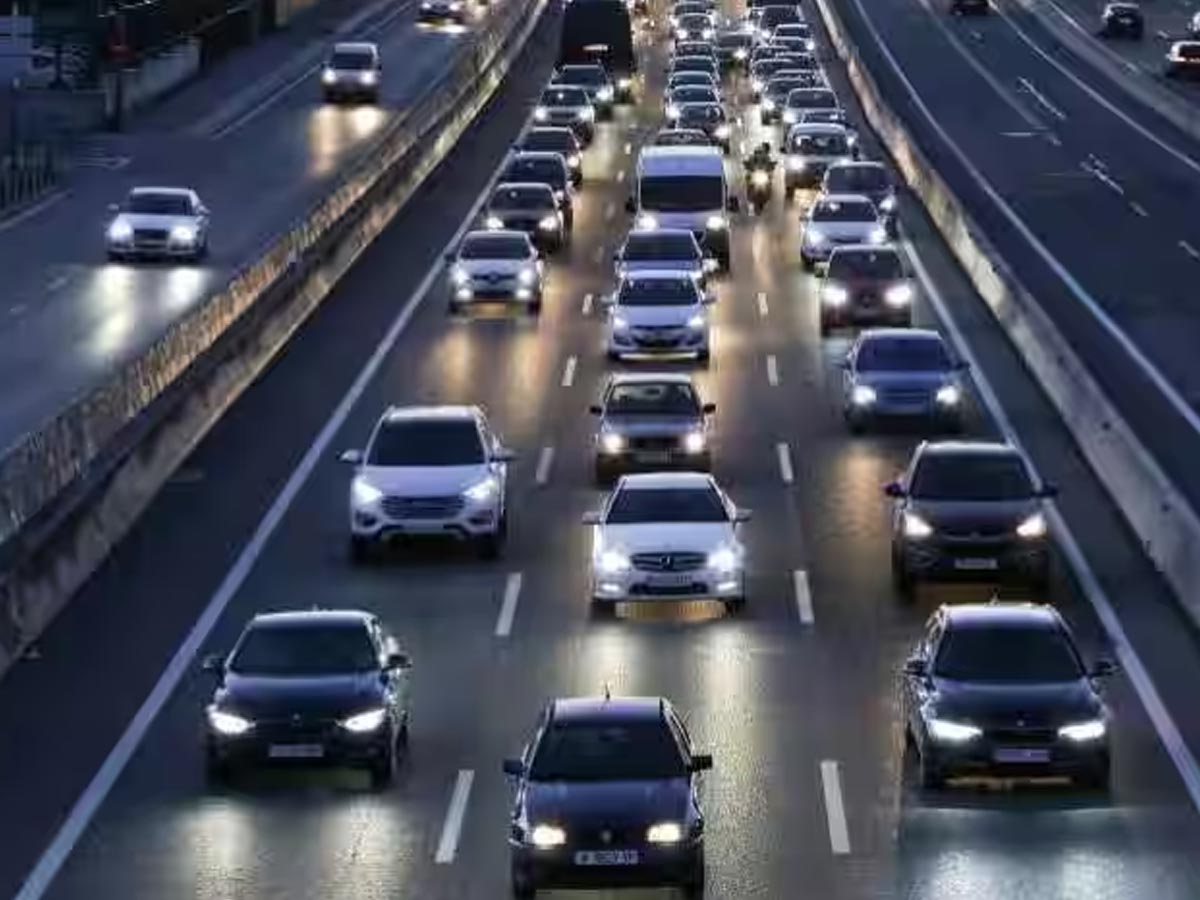 Farmer Protest: नोएडा, ग्रेटर नोएडा से दिल्ली जाने वाले कई रूट्स डायवर्ट, घर से निकलने से पहले देखें ये एडवाइजरी