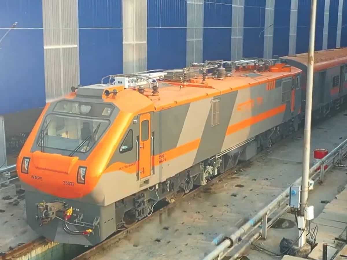 Amrit Bharat Train की सफलता के बाद रेलमंत्री अश्विनी वैष्णव का बड़ा एलान, 50 नई अमृत भारत ट्रेन को मिली मंजूरी